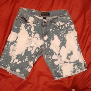 ROCAWEAR BLEACHED DESTRESSED SHORTS, RAW HEM, SIZE 7